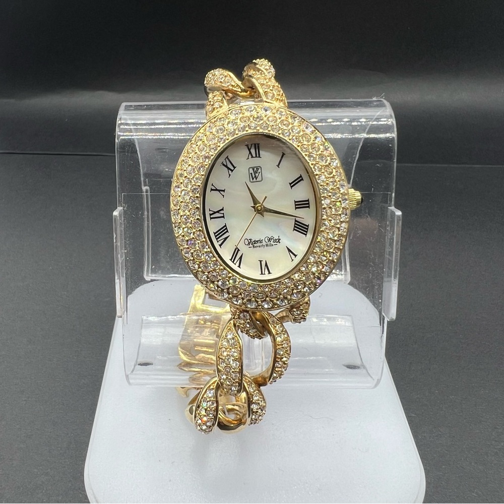 Victoria Wieck Watch Ladies Pave Crystals Gold Tone Chain B6648 *Needs Battery*